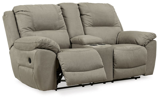 Next-Gen Gaucho - DBL Rec Loveseat w/Console - Putty