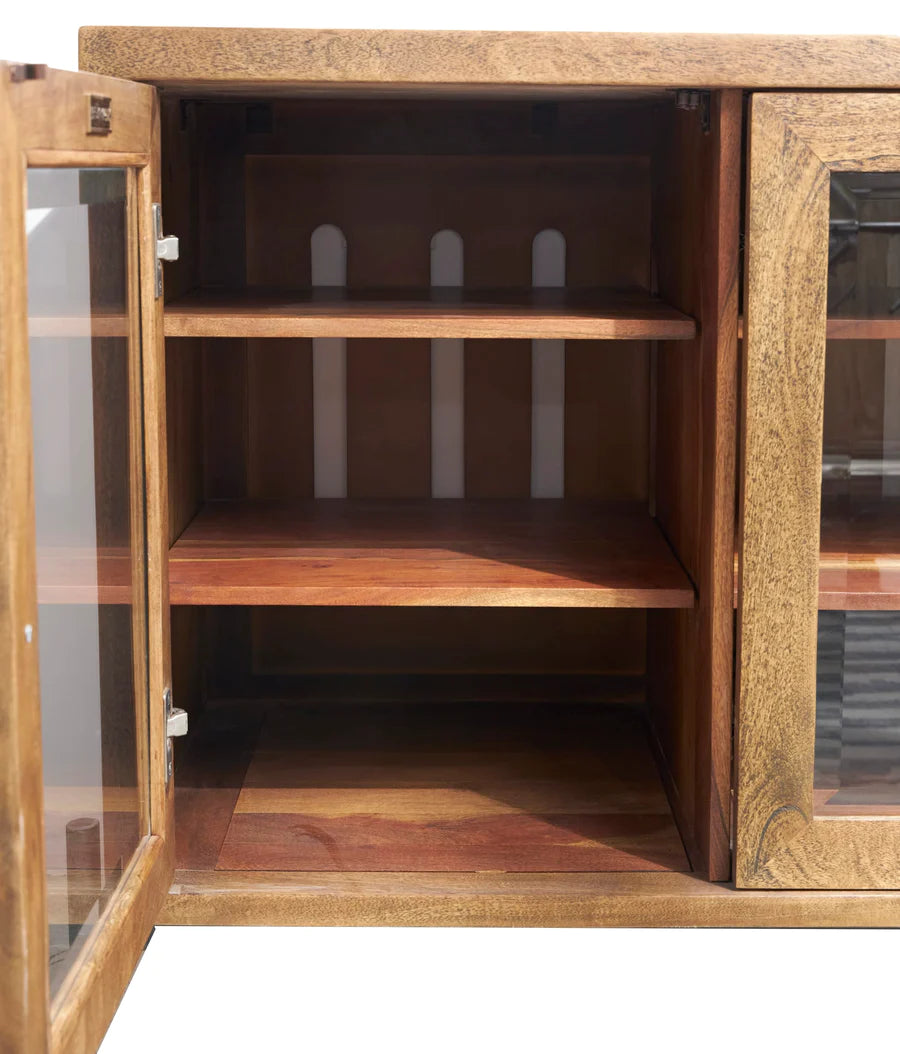 Hekman Bedford Mango Wood Entertainment TV Stand