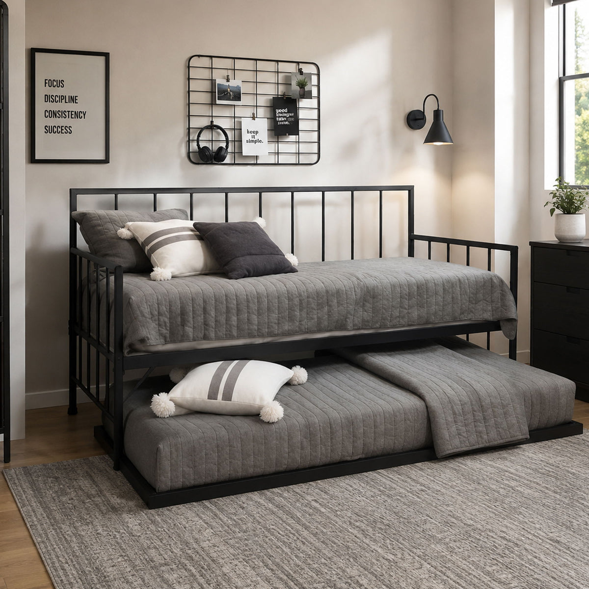 Metal Beds - Modern Metal Day Bed