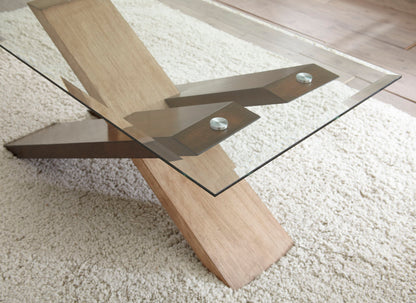Tasha - Table