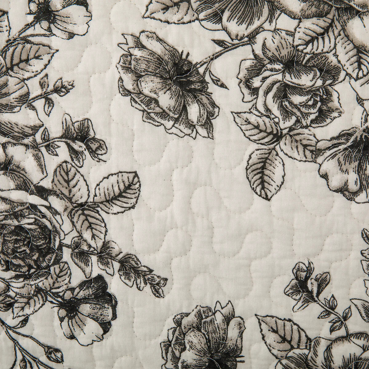Lyla Floral Reversible Quilt Set