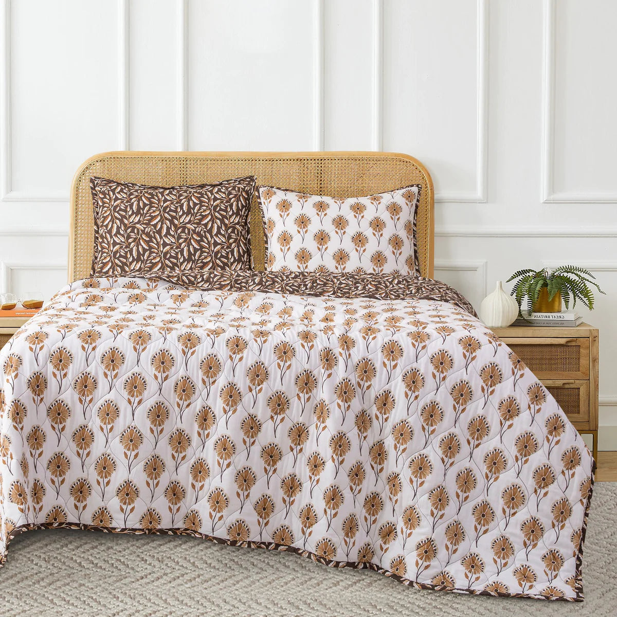 Woodstock Reversible Quilt Set