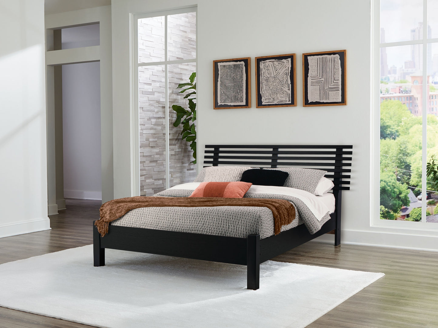 Danziar - Slat Panel Bed With Low Footboard