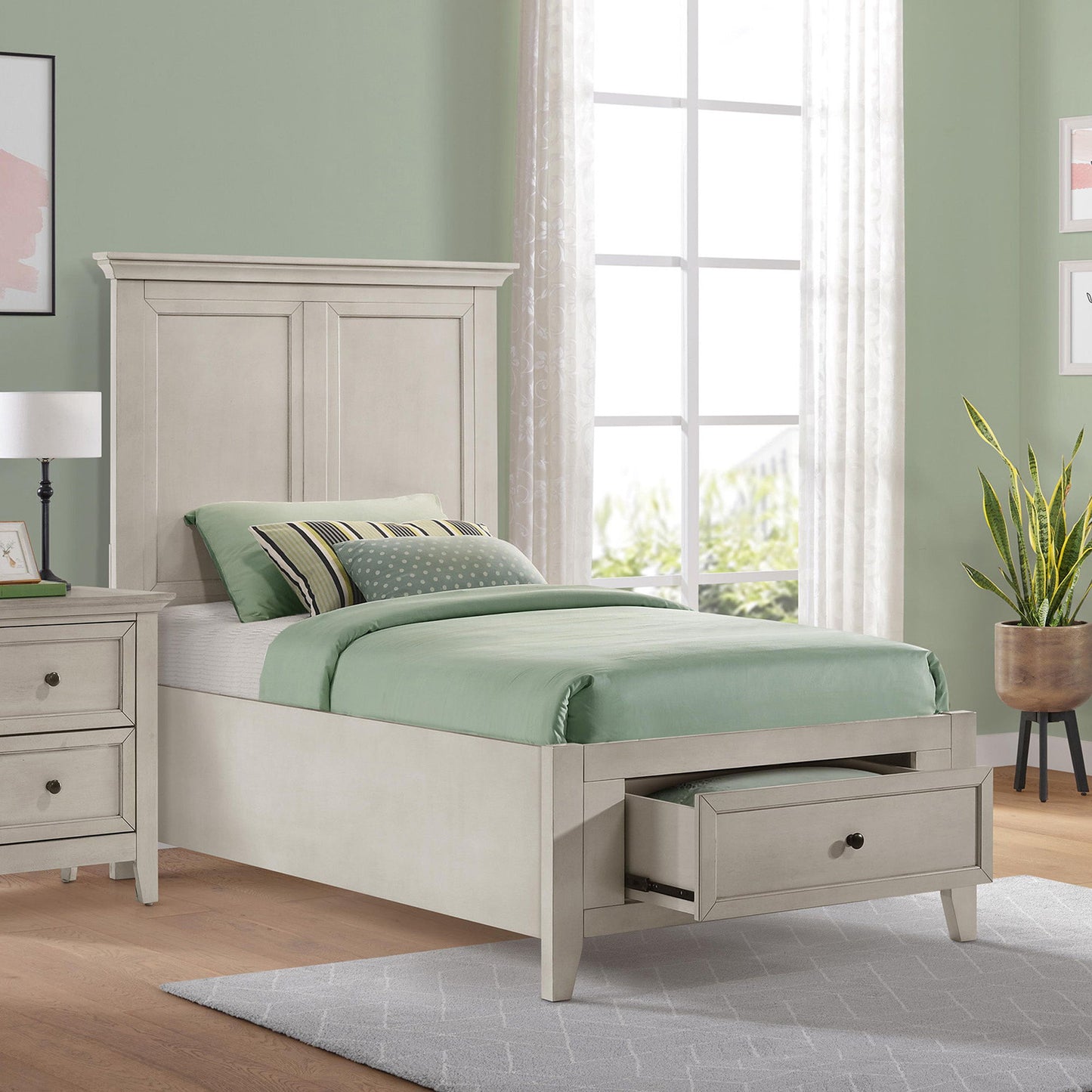 San Mateo Youth - Standard Bed