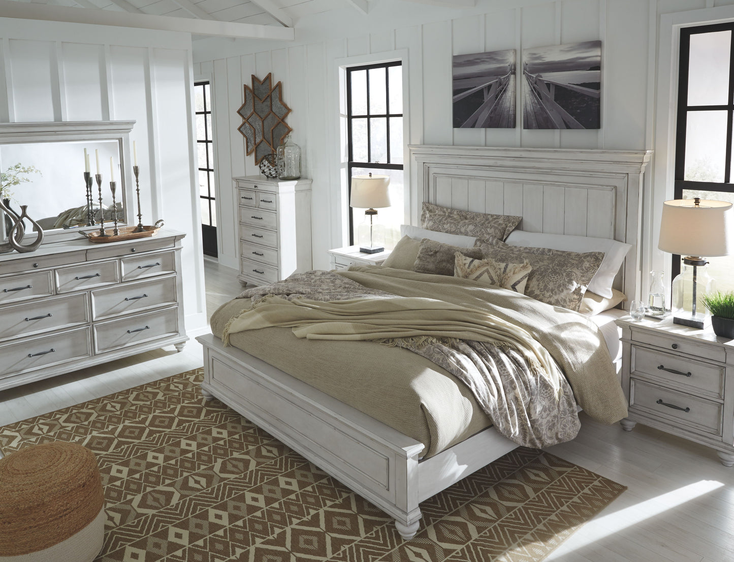 Kanwyn - Panel Bedroom Set