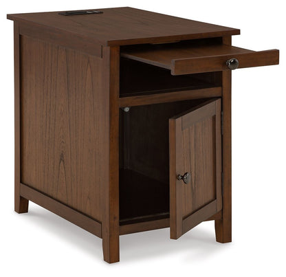 Treytown - Chair Side End Table
